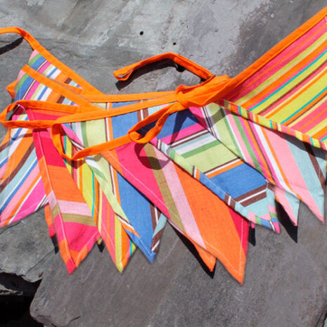 Glamping-bunting.jpg Glamping-bunting.jpg