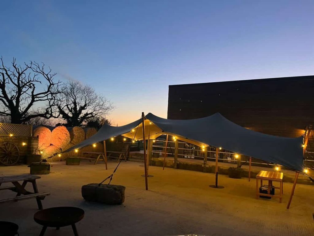 COOL CANVAS TENTS HOME 1 Stretch tents for buisnesses